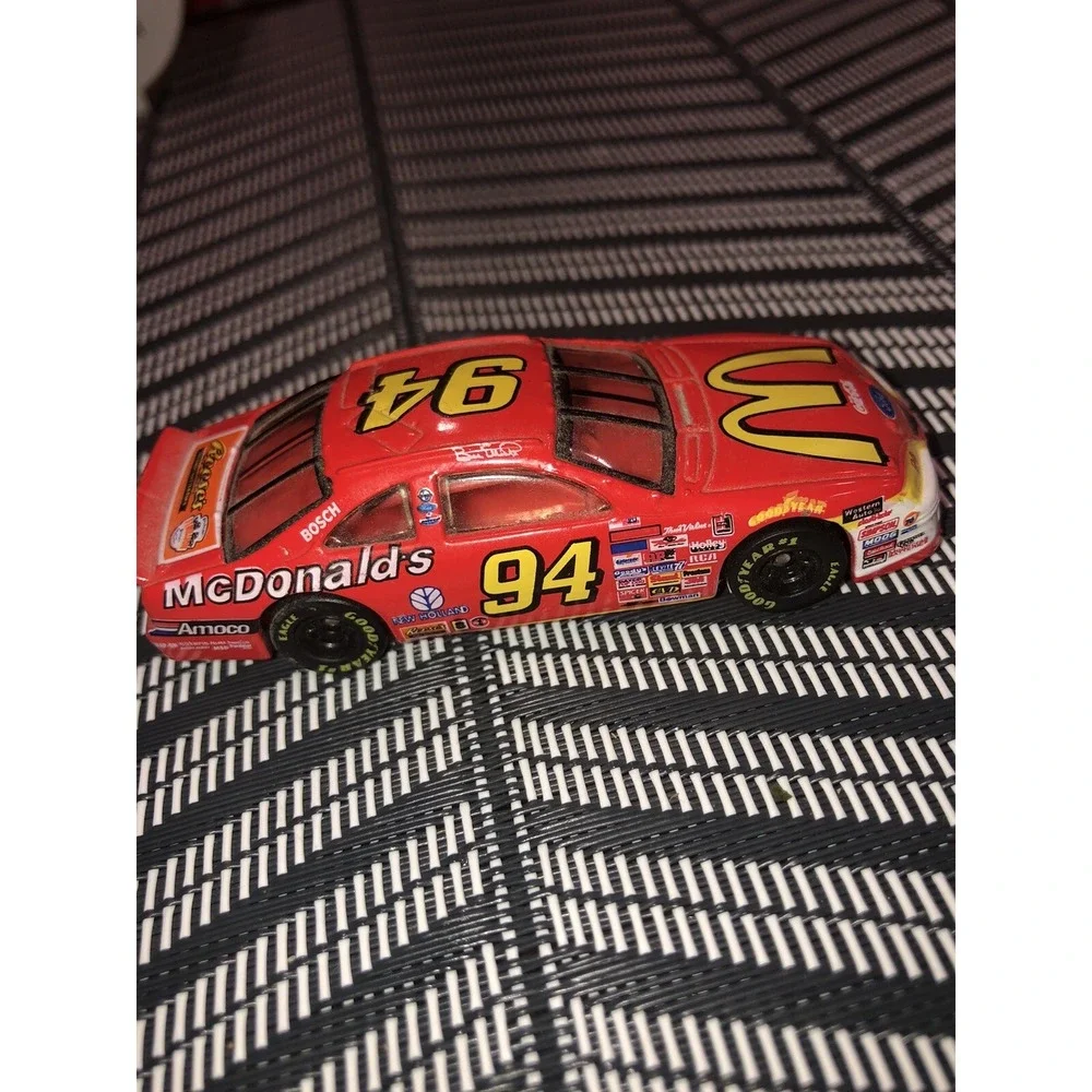 Bill Elliott 1995 McDonald's Diecast‎ 1/64